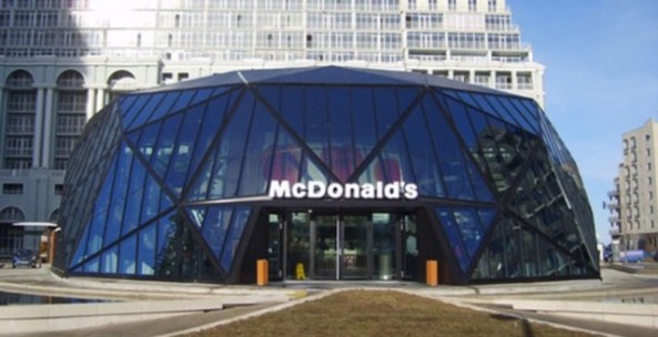 Le McDonald’s Design de Batumi (1)